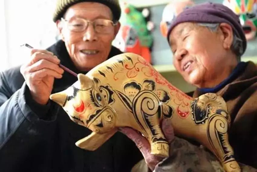 寶雞人的新寵 西府萌豬何以超越小豬佩奇成為收藏界新星？